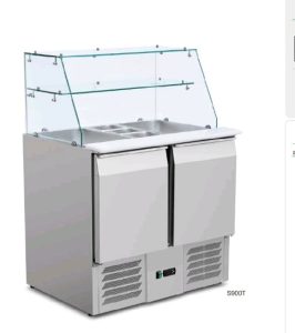 מקרר סלטייה דלפקי מנוע תחתון, רוחב 90ס"מ וטרינה